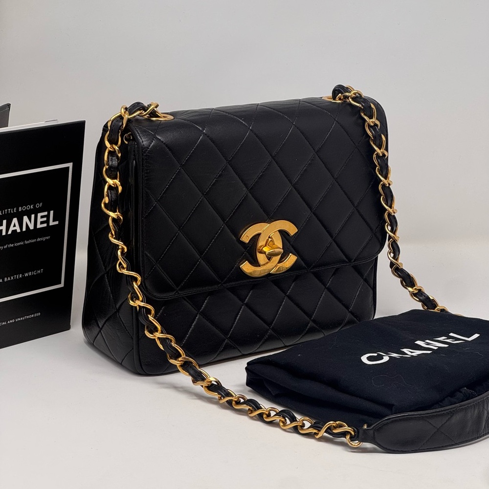 💯💎Authentic💎CHANEL Rare Black Lambskin XL CC Quilted Flap Bag 24k GP Hardware - Picture 4 of 13